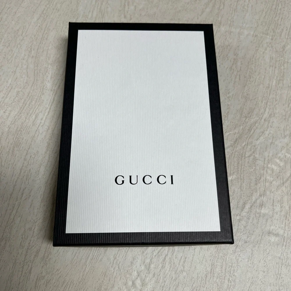 Gucci Blind for Love GG Monogram bee iPhone case for 6 / 7 / 8 - Picture 7 of 11